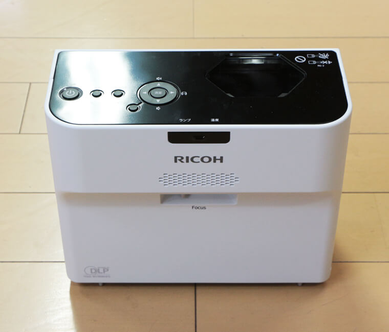 リコー 超短焦点プロジェクター RICOH PJ WX4152N - テレビ/映像機器